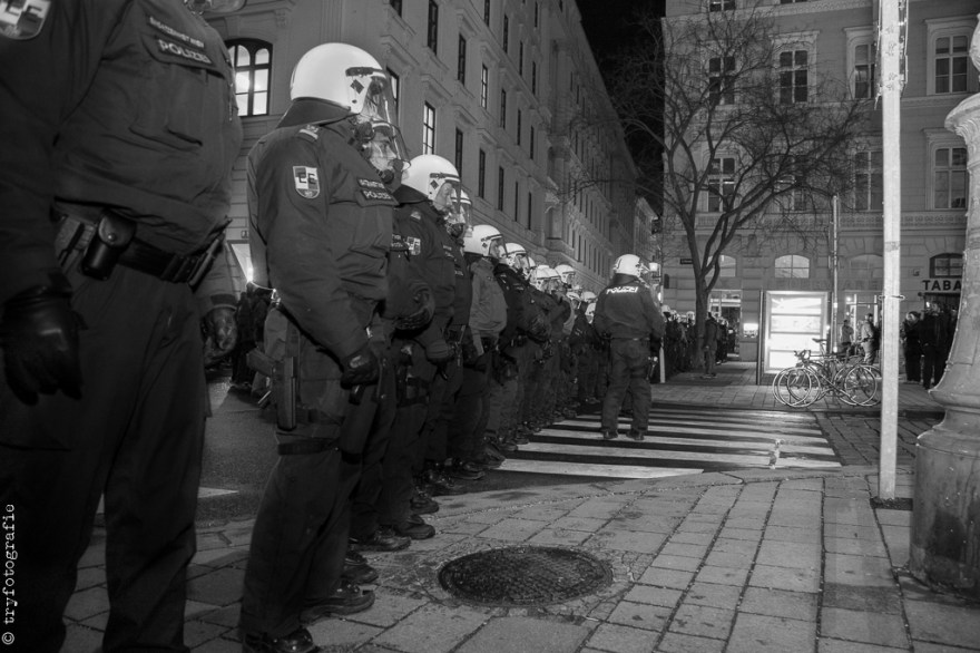 Pegida_Spaziergang_02022015-50